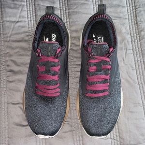 Brooks Ricochet LE running shoes